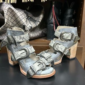 Freebird by Steven Violet leather snakeskin sandal